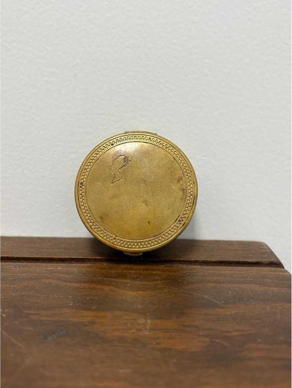 Vintage Armand Brass Compact Broken Mirror Art Deco Cameo Powder & Rouge Case